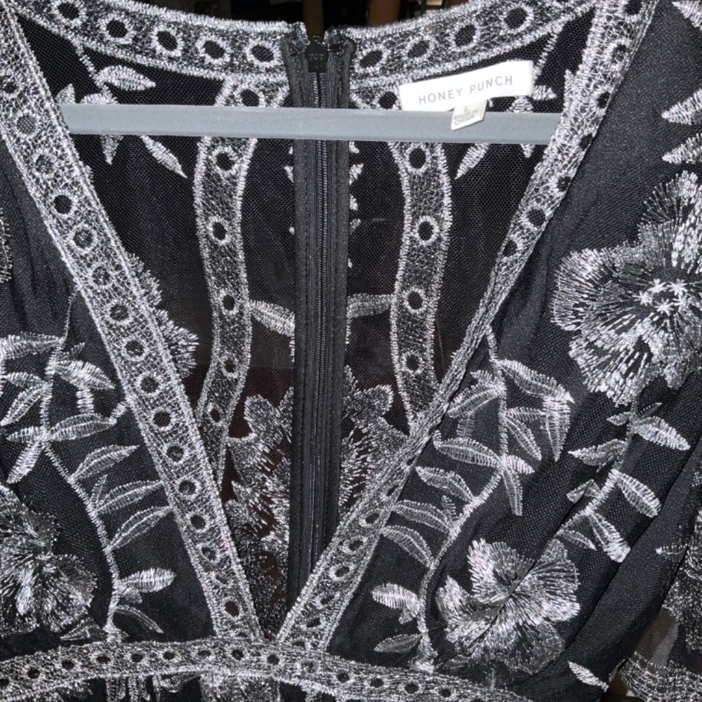 Romper - Picture 2 of 8